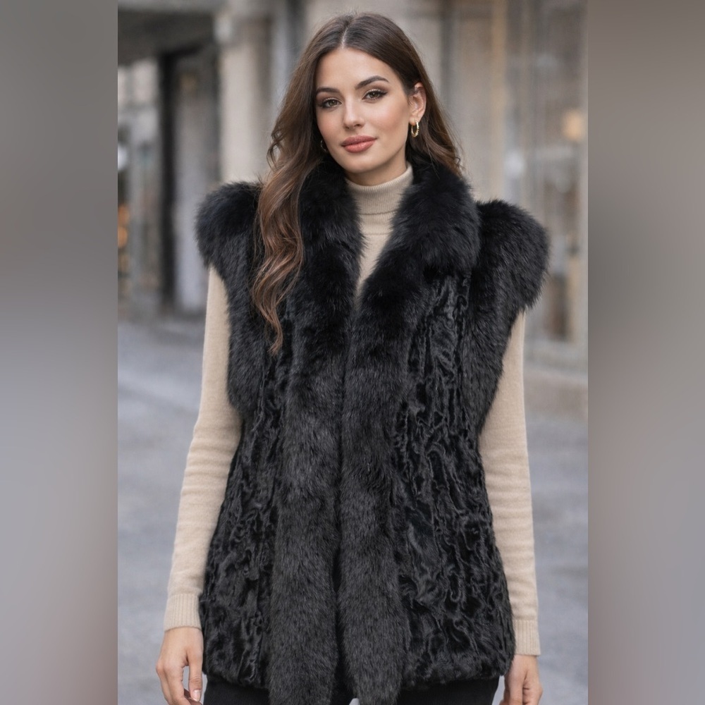Vintage Custom-Made Fur Jacket with Detachable Leather Sleeves